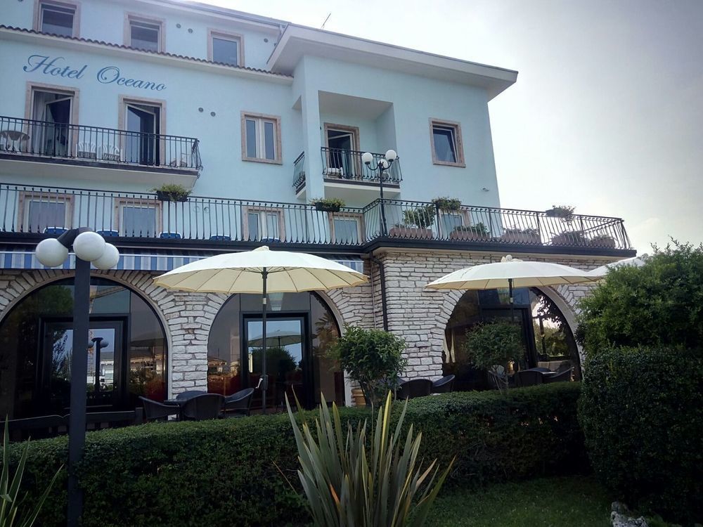 Hotel Oceano 佩斯基耶拉德加达 外观 照片